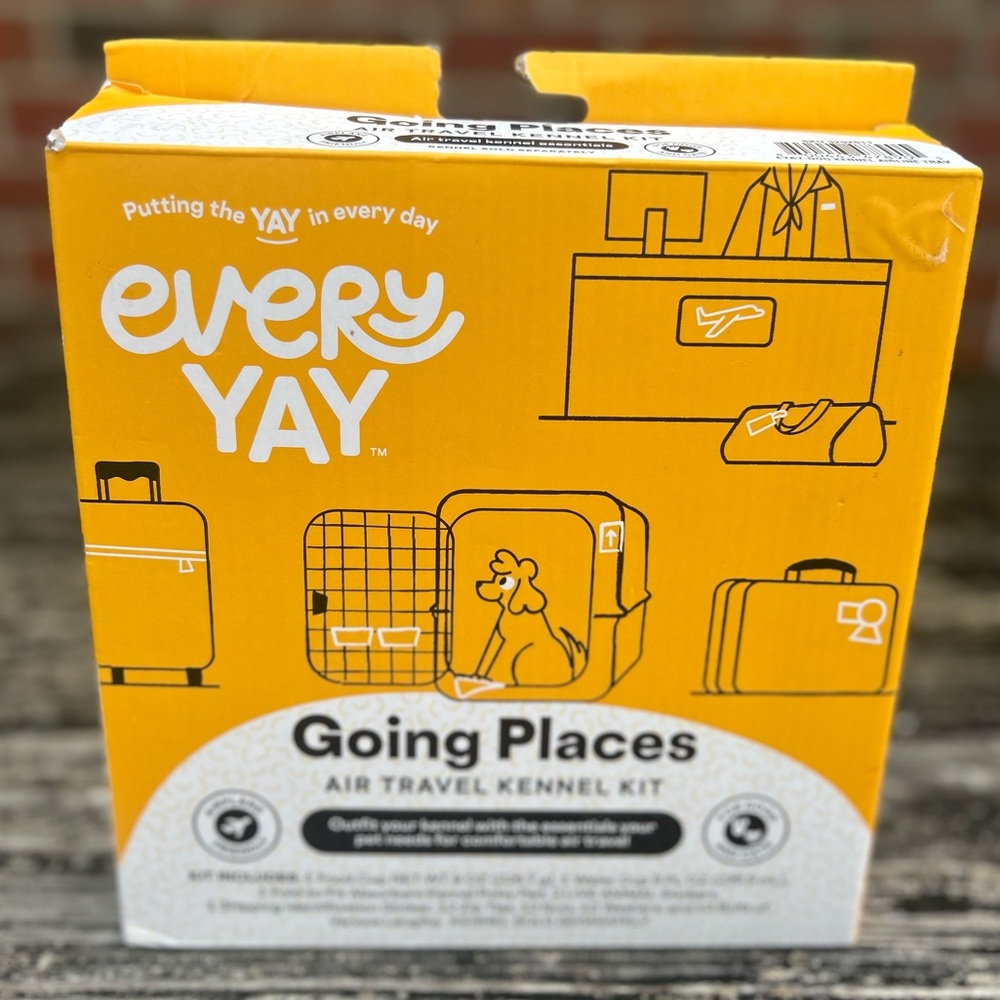 New in Box EveryYay Going Places Air Travel Dog Kennel Kit E1